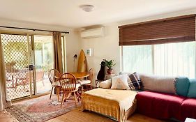 Cosy Getaway Town Corner